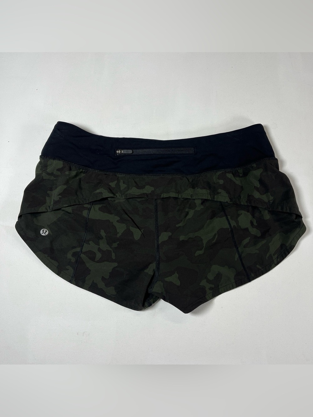 LULULEMON Speed Up Shorts 2.5" Incognito Camo Green Black Running Lined Womens 6